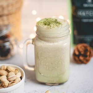 Pistacijin Matcha Latte